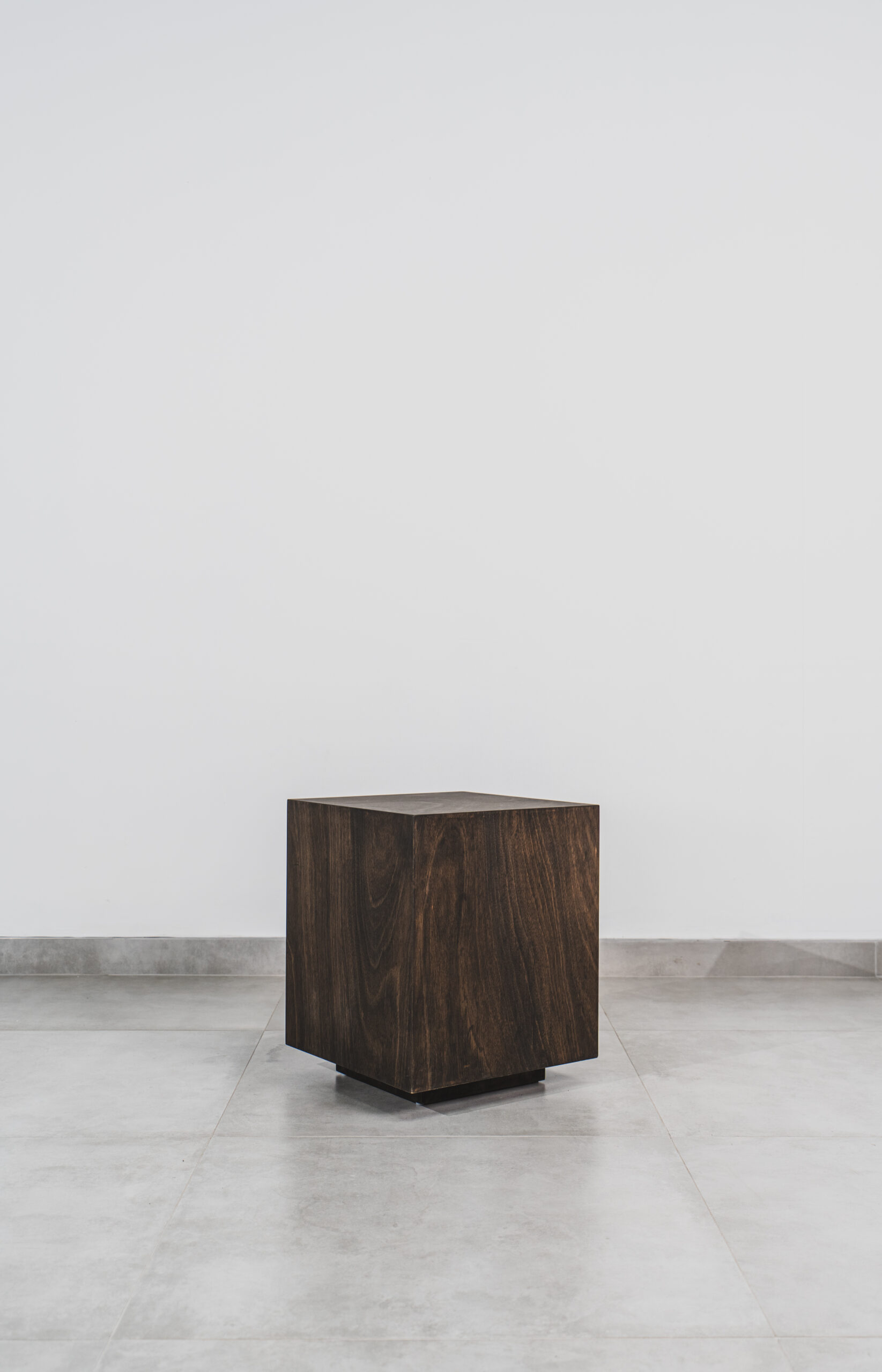 PHOENIX - SIDE TABLE
