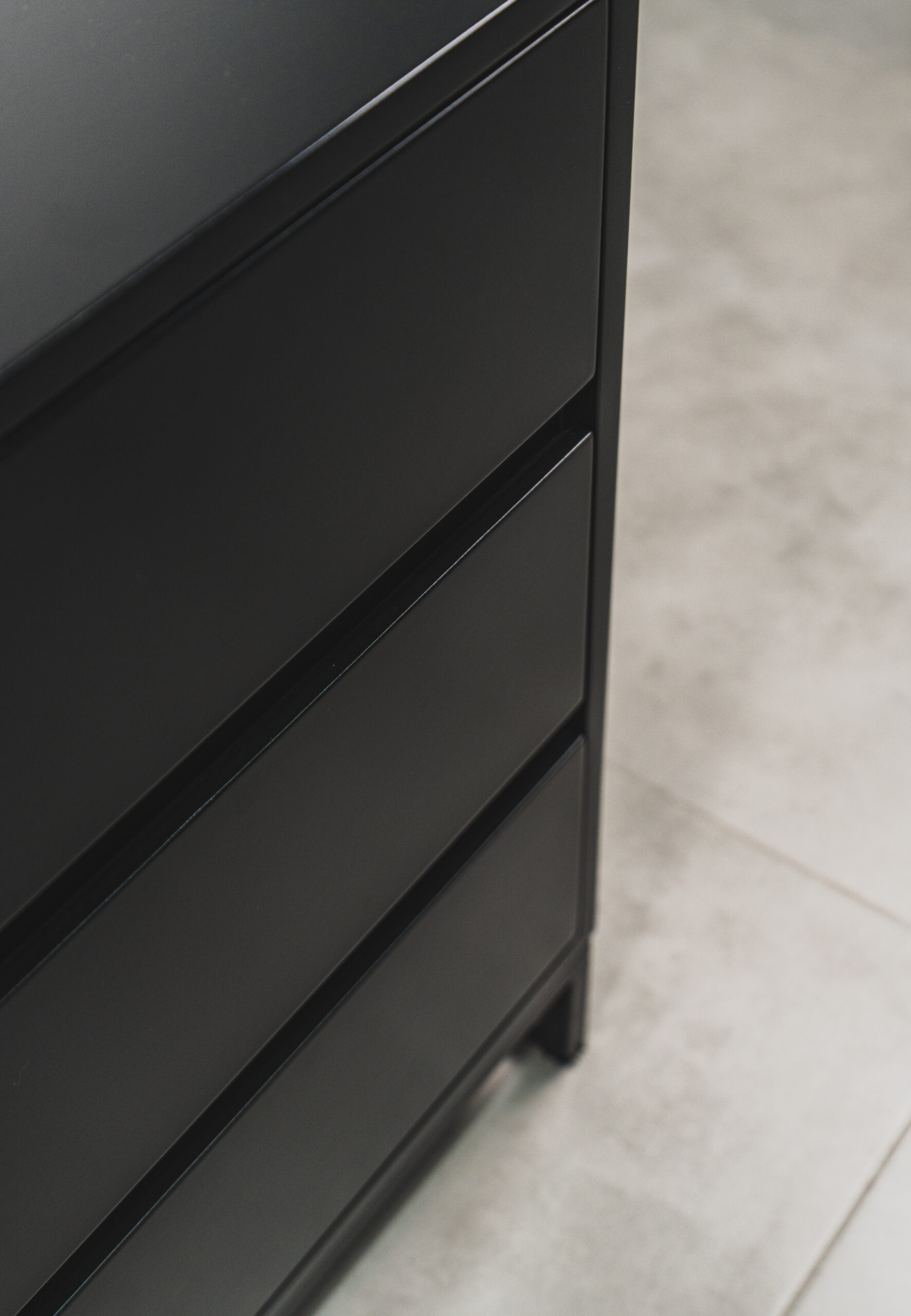 SYDNEY - BLACK BEDSIDE TABLE - Image 4