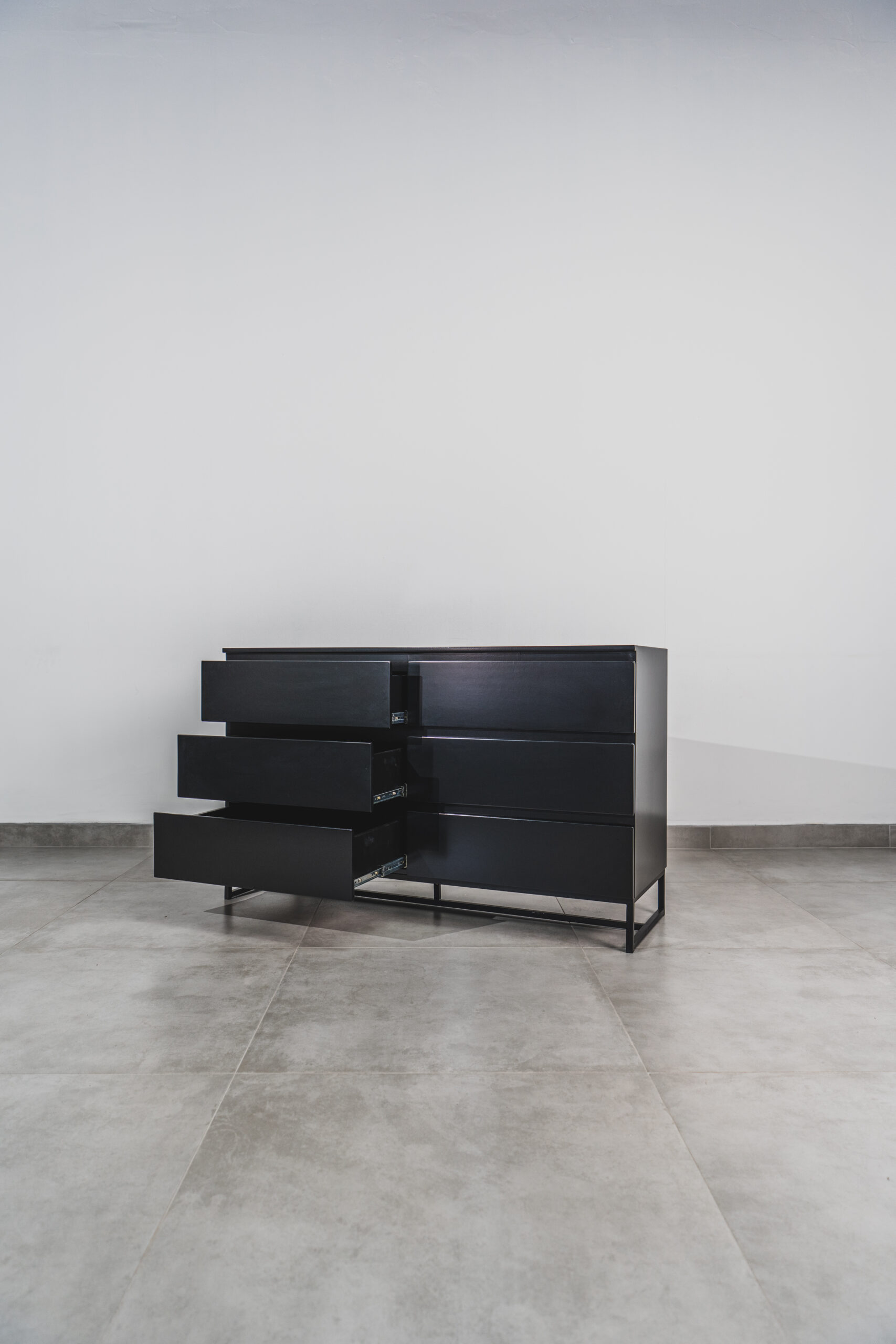 SYDNEY - BLACK 6 DRAWER - Image 3