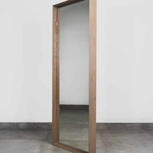 STANDING MIRROR – GREY OAK