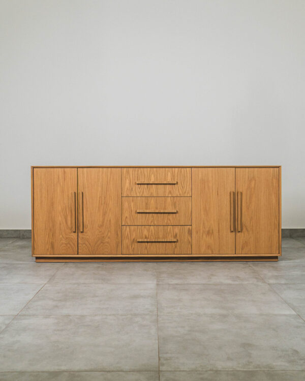 WINSTON – SIDEBOARD