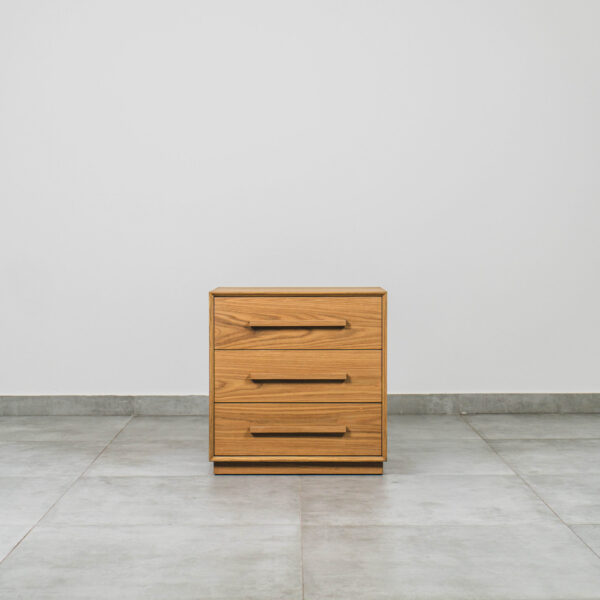 WINSTON – PEDESTAL