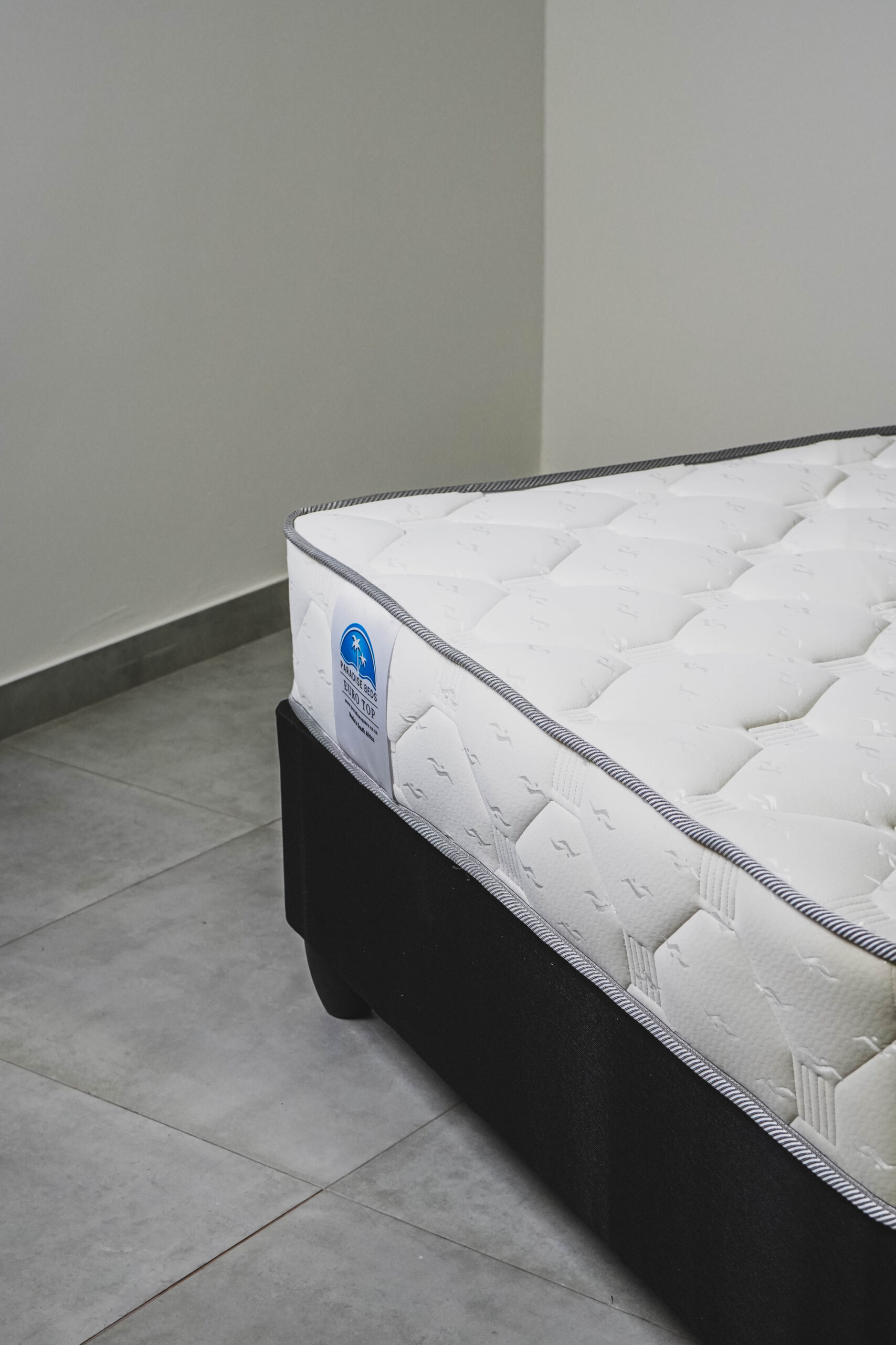 EURO TOP - MATTRESS & BASE SET - Image 5
