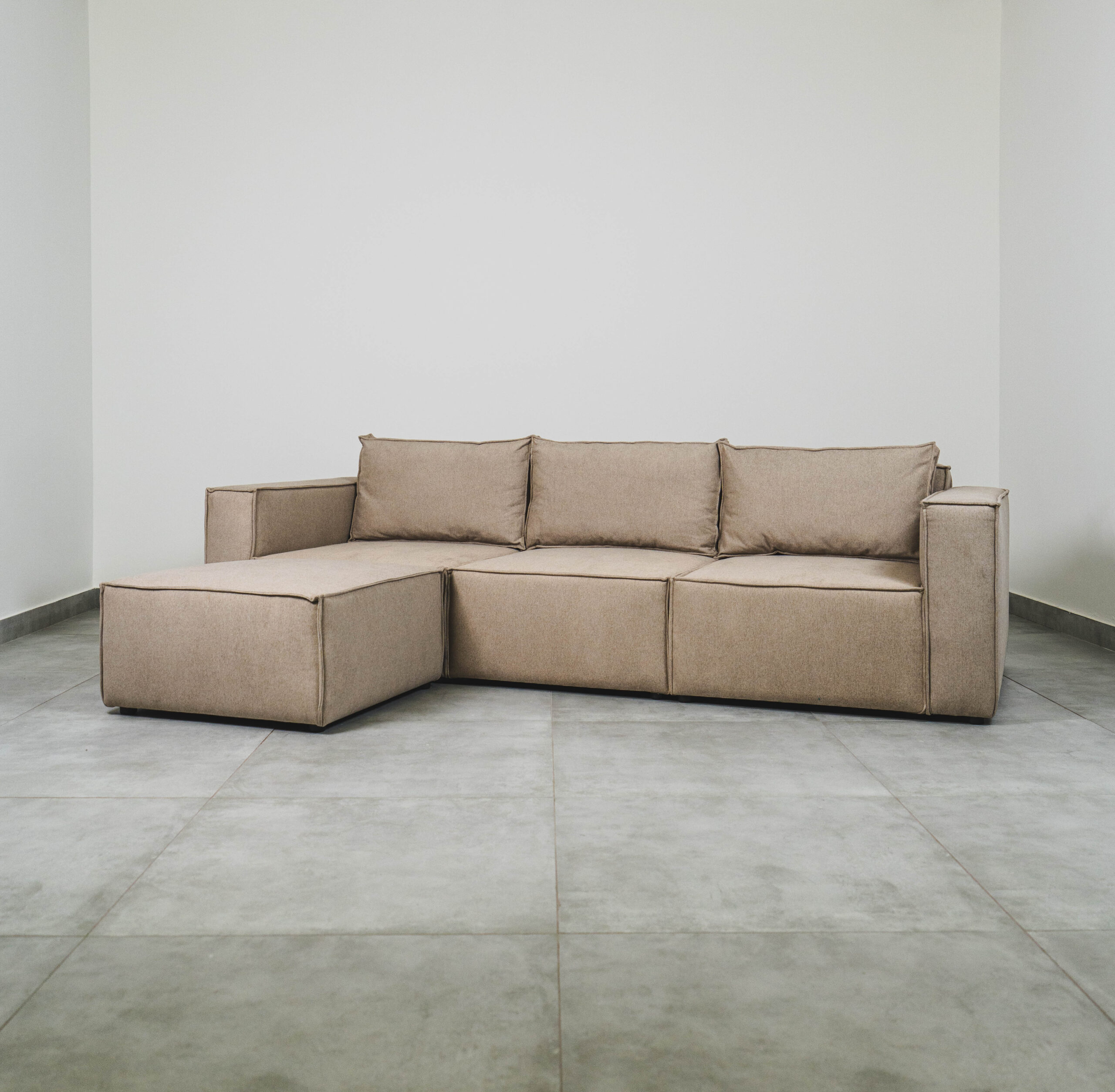 SOLASTA - 3 SEATER COUCH WITH OTTOMAN - FRENCH OAK - Image 6